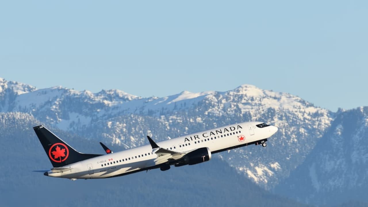 Air Canada Boeing 737 MAX 8 Veers Off Taxiway After Montreal Landing; All 162 On Board Safe