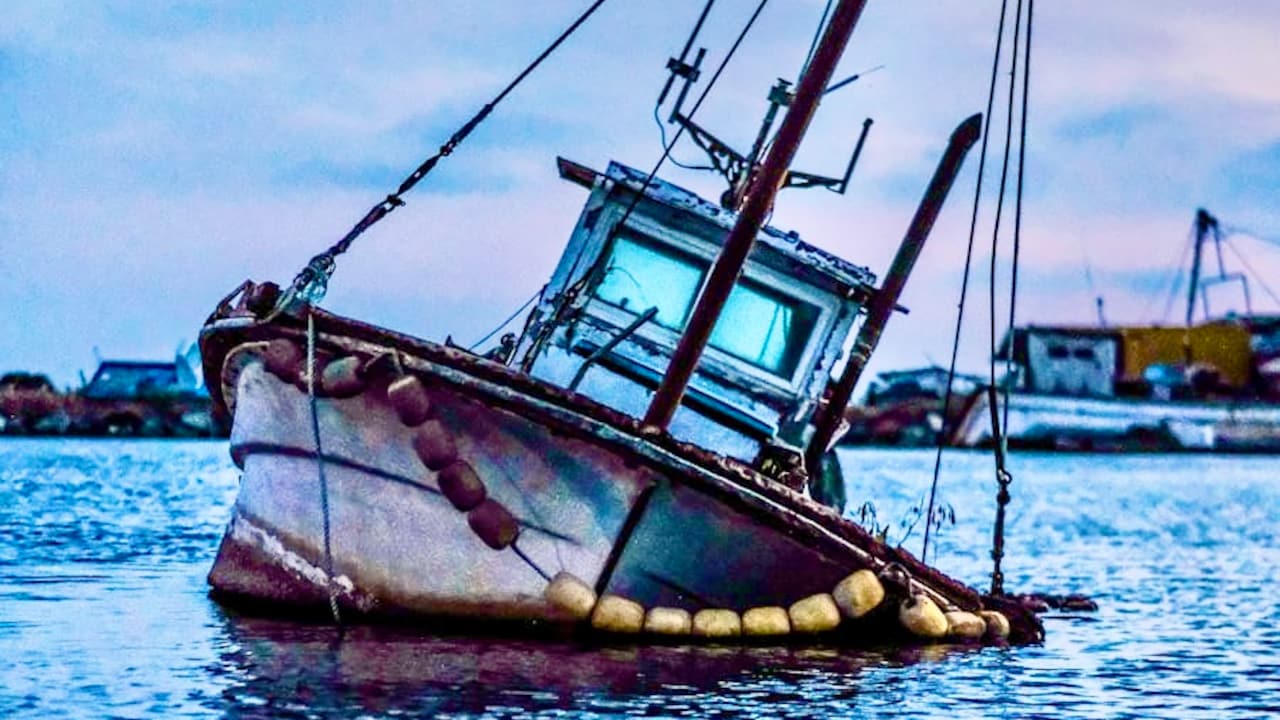 Zimbabwe Boat Carrying 95 People Capsizes, Several Feared Dead
