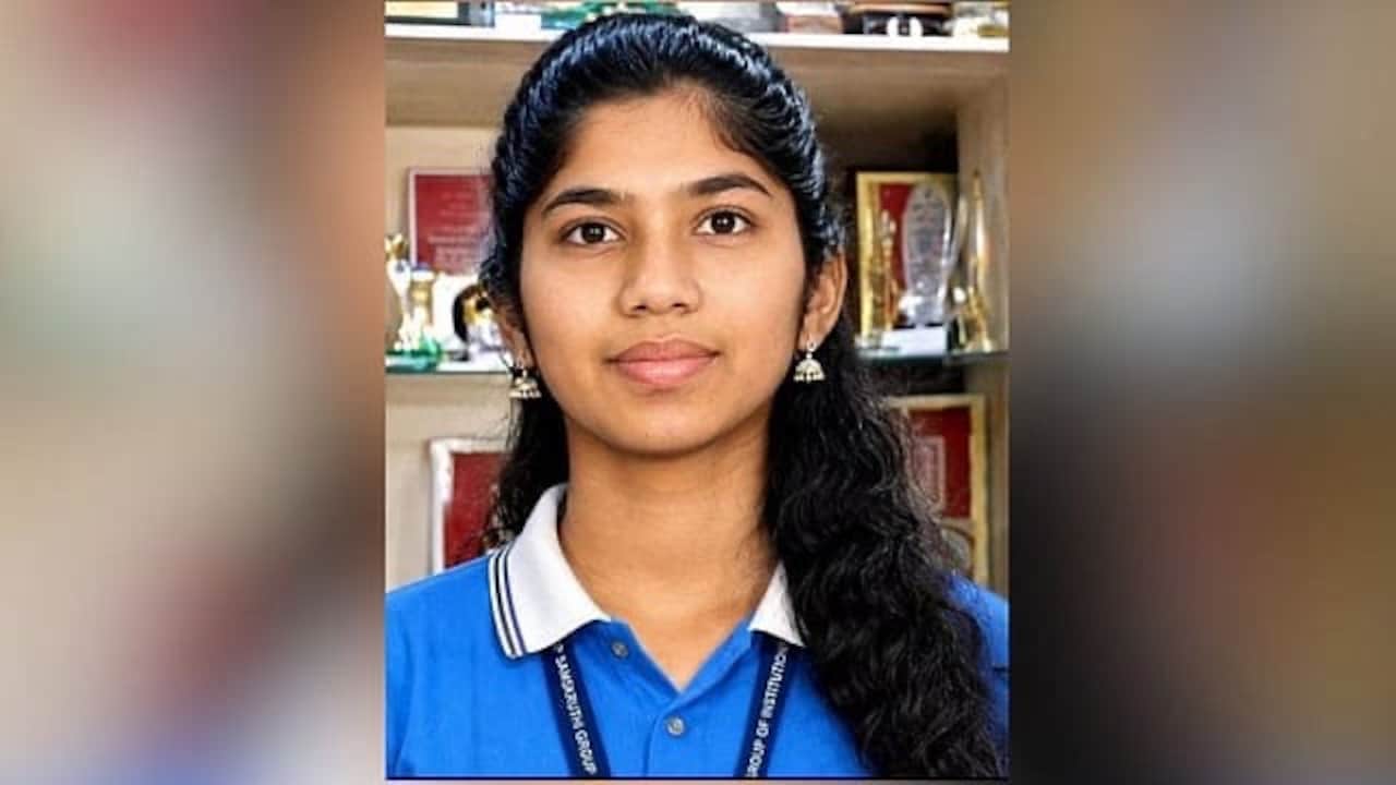 NEET 2026: Baramati's Shravani Kudale Tops Maharashtra, Highest-Ranking Girl in India