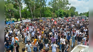 बिहार में प्रदर्शन के दौरान छात्रों पर दर्ज सभी केस होंगे वापस, सरकार का बड़ा फैसला