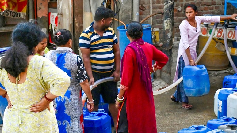 दिल्ली जल बोर्ड 1,000 से ज़्यादा कमर्शियल प्रॉपर्टीज़ को भेजेगा नोटिस, करोड़ों का पानी बिल बकाया