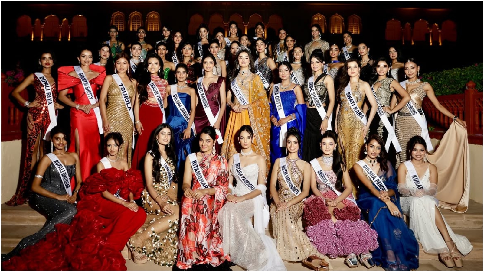 जयपुर में सजा 'मिस यूनिवर्स इंडिया 2026' का मंच, गाला राउंड में 52 सुंदरियों ने बिखेरा जलवा
