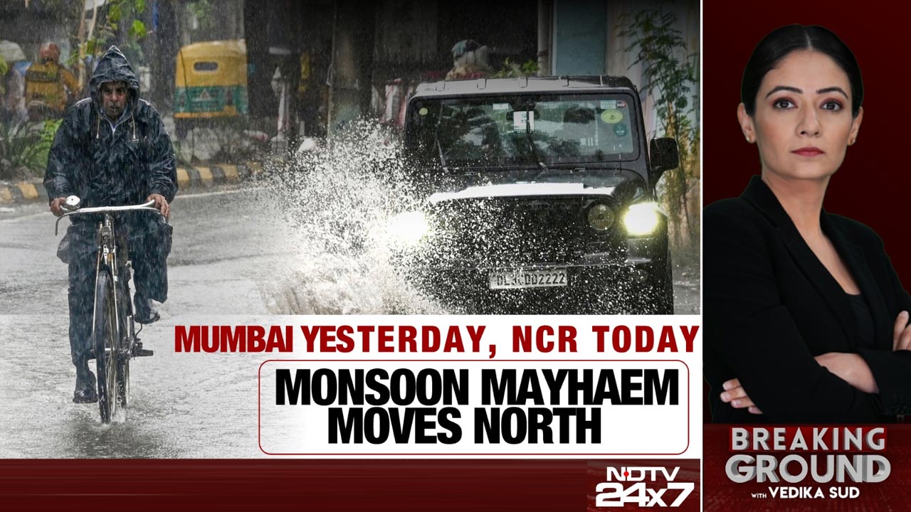 Delhi-NCR Reels Under Monsoon Fury As Waterlogged Roads Trigger Commuter Chaos
