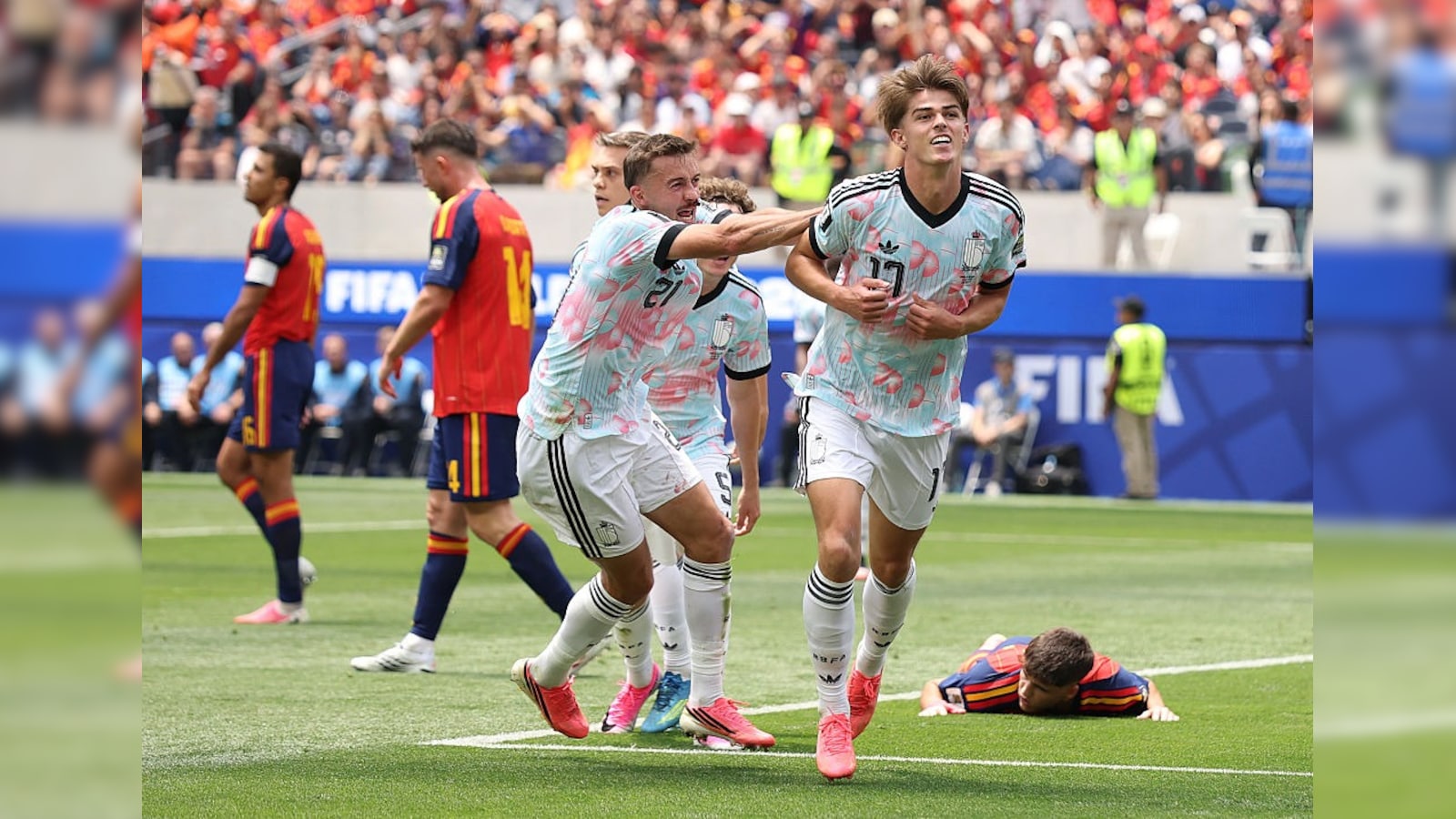Belgiums Charles De Ketelaere Ends Spains Guinness World Cup Record Run