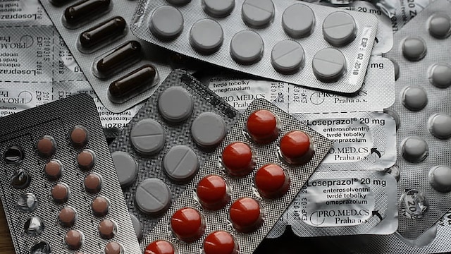 Prices have been determined on a per-tablet, per-capsule, per-milliliter, or per-vial basis