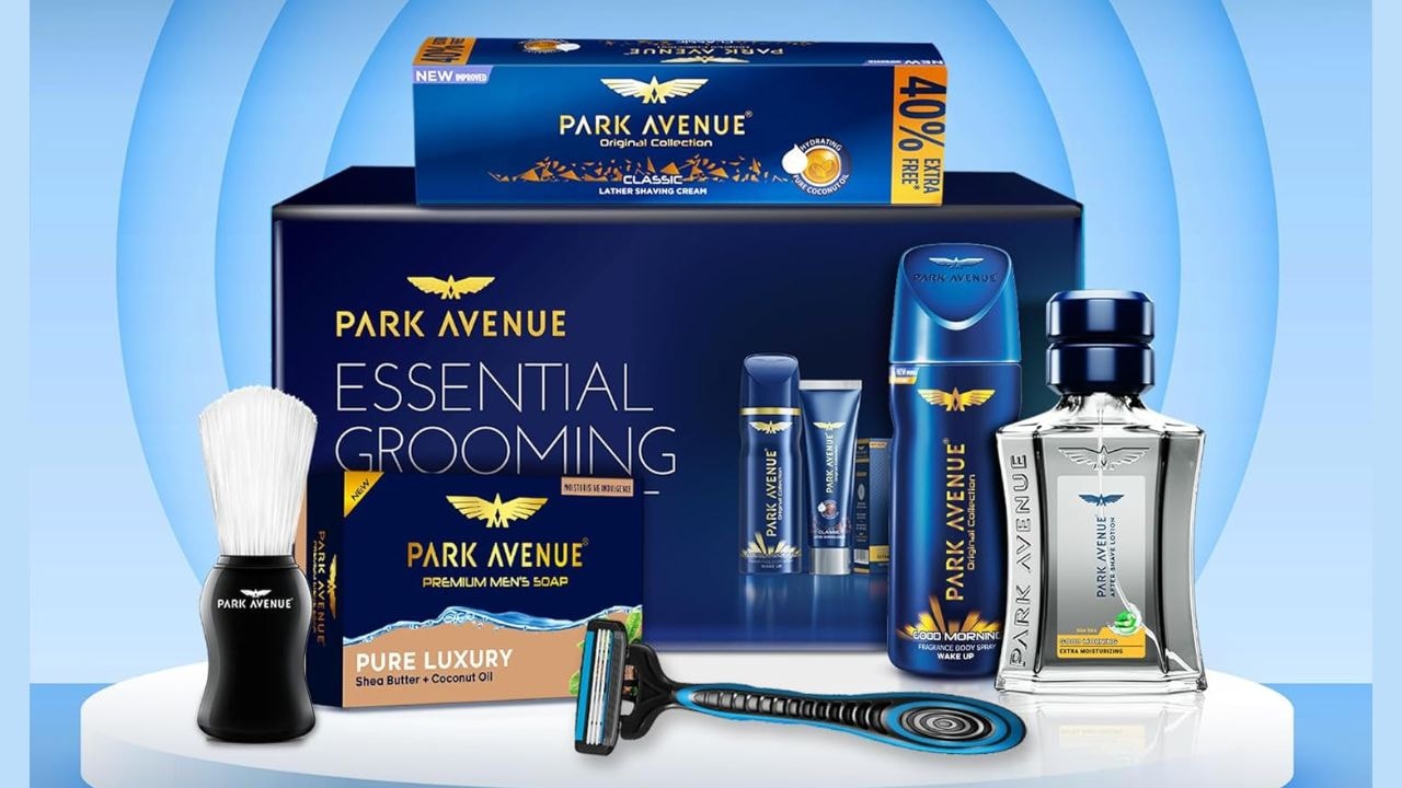 स्टाइलिश और फ्रेश लुक के लिए खरीदें ये Men Grooming Kits, Amazon Sale में मिल रहा इन पर 30% तक का डिस्काउंट