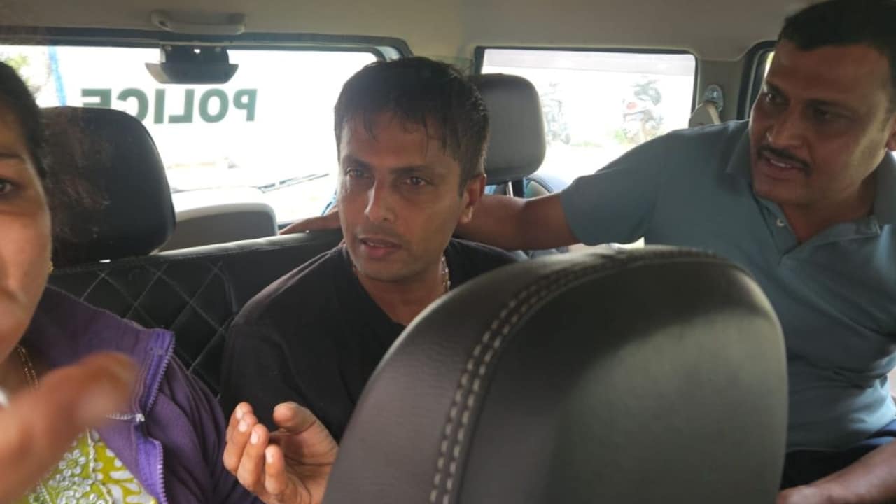 MBA Graduate Hides In Box Bed During Dramatic Arrest In Fake Currency Case In Bengaluru
