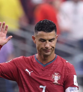 Cristiano Ronaldos 2-Word Amid Retirement Buzz After Portugals World Cup Exit Is Viral