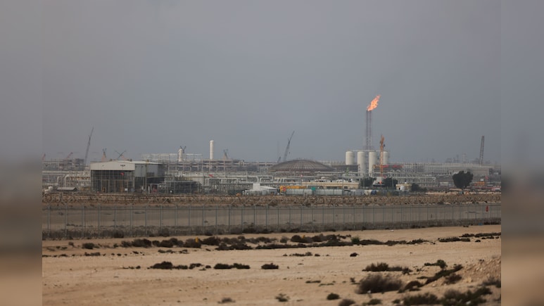 Qatar Pauses Push To Ramp Up LNG After Hormuz Tanker Attack