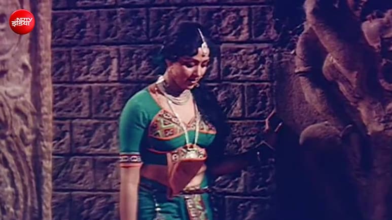 इस फिल्म के नाम के बिकने लगे थे कपड़े, डेढ़ साल तक थिएटर में रही रिलीज, 96 दिनों तक सिनेमाघर रहे हाउसफुल