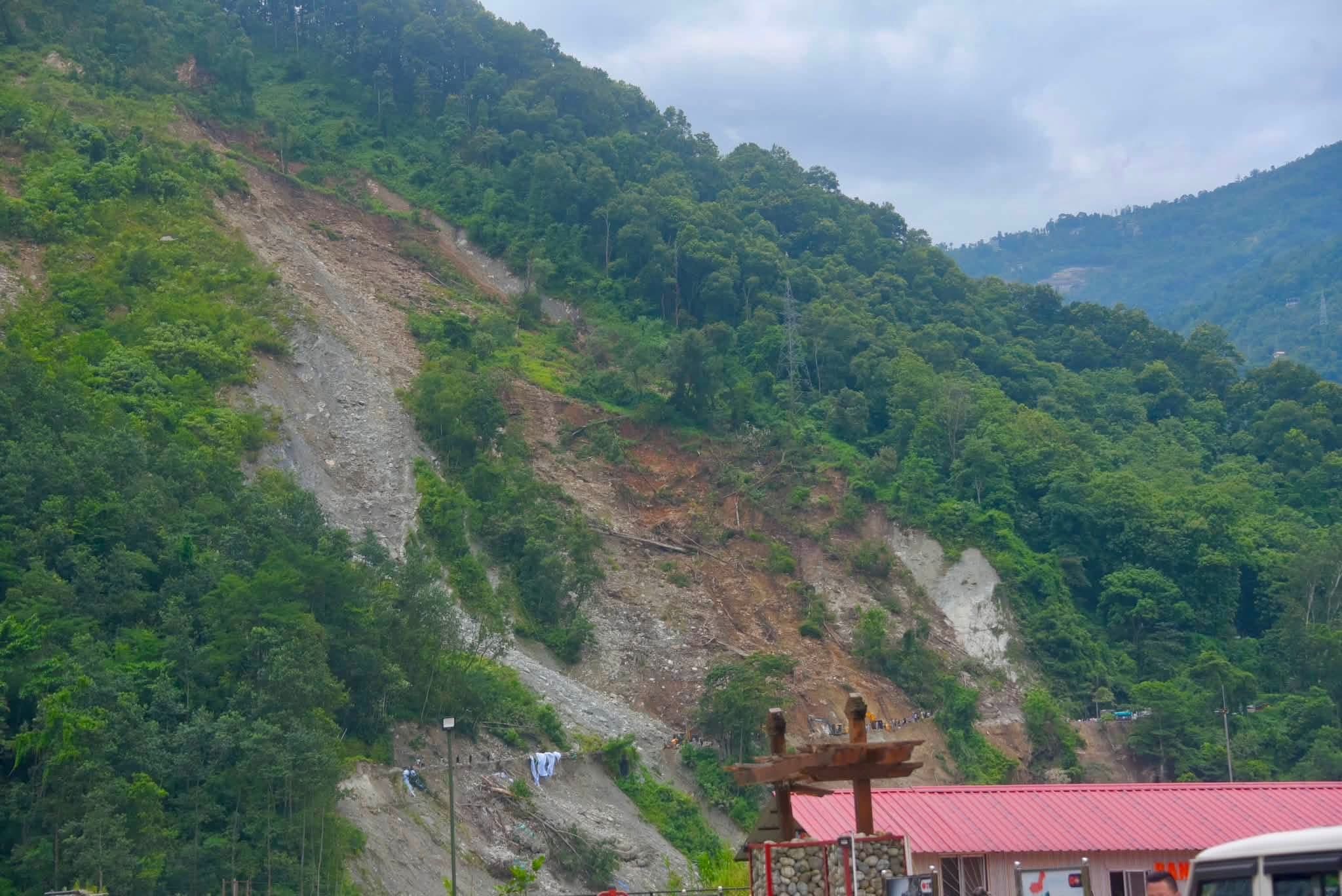 nh10 highway landslide sikkim nh10 highway landslide sikkim
