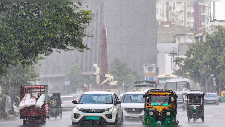 बीकानेर और वनस्&zwj;थली से गुजर रही ट्रफ लाइन, मॉनसून एक्&zwj;ट&zwj;िव; मूसलाधार बार&zwj;िश&nbsp;