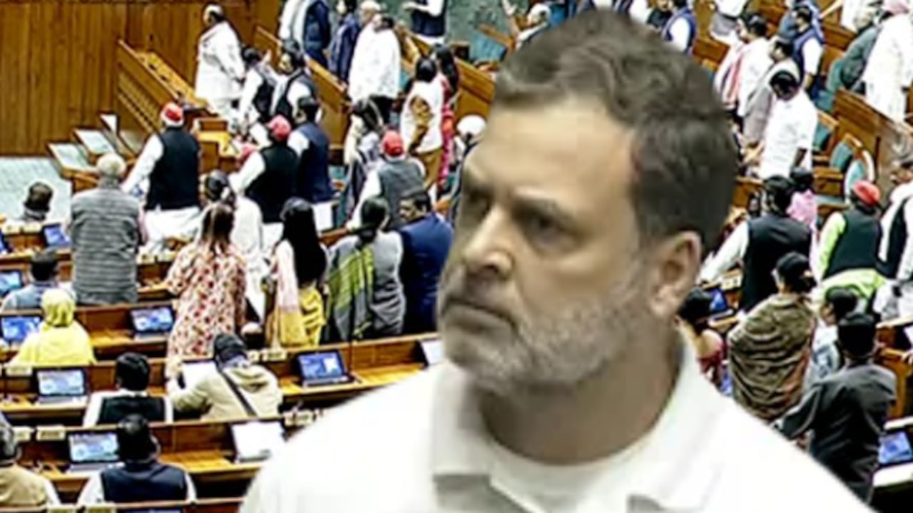 Parliament Monsoon Session LIVE: लोकसभा में आज पेपर लीक बिल पर चर्चा, सरकार को घेरेंगे राहुल-अखिलेश, NDA सांसद भी पलटवार को तैयार