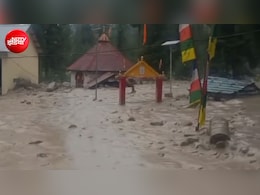 हिमाचल के किन्नौर में फ्लैश फ्लड का कहर, सांगला-छितकुल सड़क बंद; ITBP कैंप में भरा मलबा, VIDEO