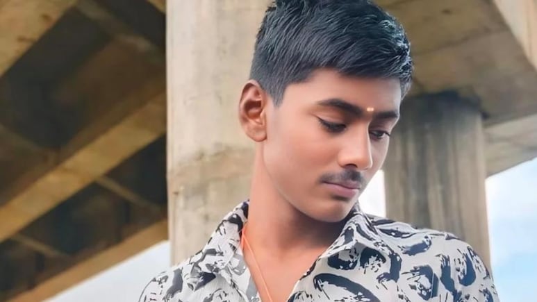 Karnataka Teen Decapitated After Leaning Out Of Moving Bus Window