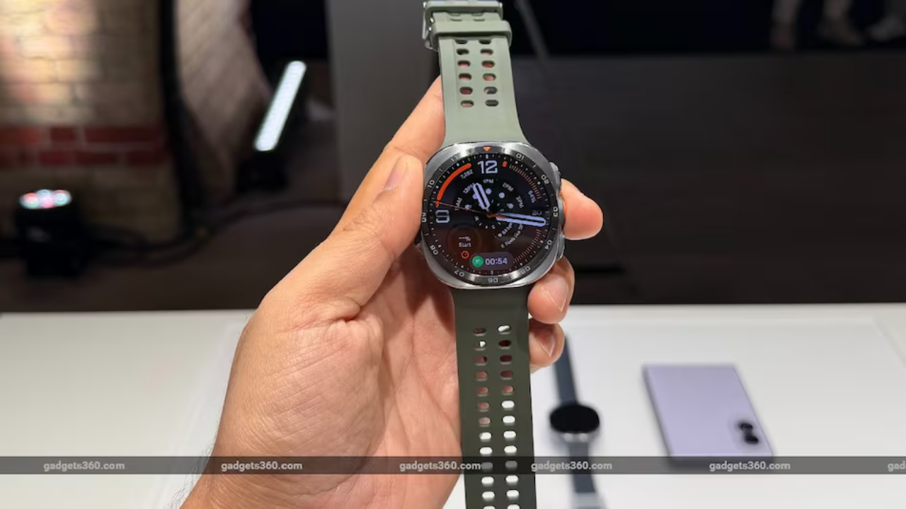 Galaxy Watch Ultra 2 gegen Galaxy Watch Ultra: Alle Unterschiede