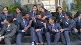 BBA vs BBM: 12वीं के बाद कौन सा कोर्स है बेस्ट? जानें दोनों में अंतर और Career Scope