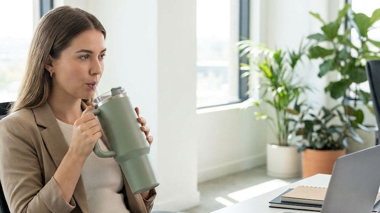Office Hydration Essentials: Why A Good Tumbler Is Worth Buying