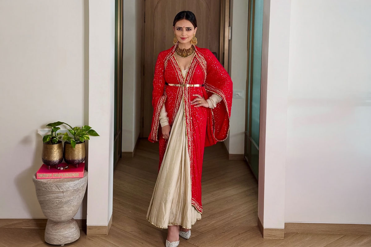 From Ayurvedic Kadha To Coconut Water: Roshni Chopra's 3-Step Water Therapy Routine
