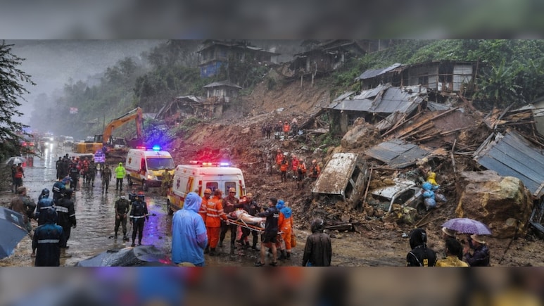 नागालैंड में लैंडस्&zwj;लाइड और बाढ़ से भारी तबाही, 1200 से ज्&zwj;यादा पर&zwj;िवार प्रभाव&zwj;ित; मोन में सबसे ज्&zwj;यादा नुकसान