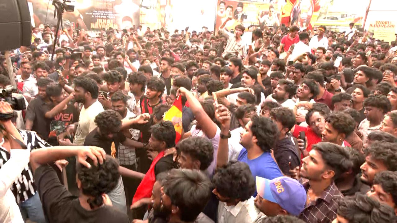 Vijay Fans Queue Up Overnight For <i>Jana Nayagan</i>; Theatres Turn Into Celebration Hubs