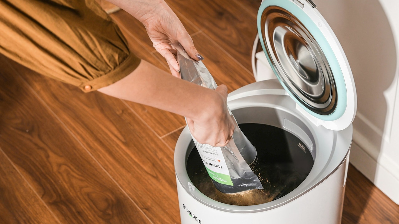 Battery life can often make smart dustbins Battery life can often make smart dustbins