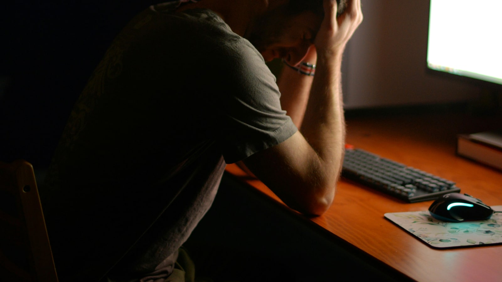 Software Engineer Reports Burnout After Switching from Startup to Multinational Bank