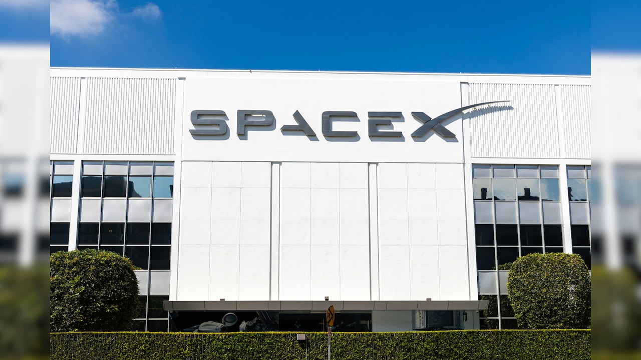 SpaceX Says It Can Reach $1 Trillion In Revenue By 2030. Here's What's Driving It