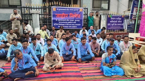 Tuljapur  News:  तुळजापुरात तापले वातावरण! मंदिर कर्मचाऱ्यांचे कामबंद आंदोलन; भाजपा नगराध्यक्षांचे बंधू अडचणीत