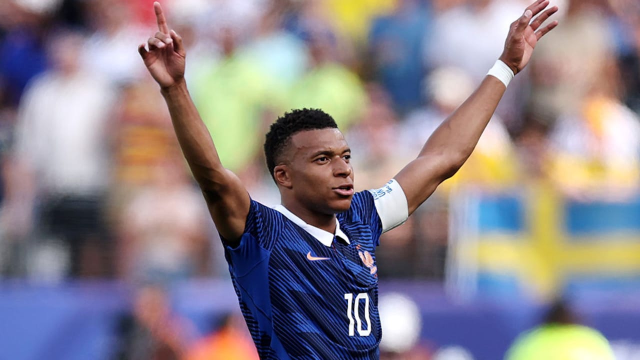 Kylian Mbappe Smashes Ronaldos Ultimate World Cup Record, Lionel Messi Not Even Close