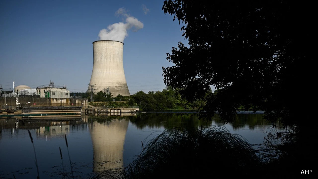 France Temporarily Shuts Down 3 Nuclear Reactors Amid Heatwave