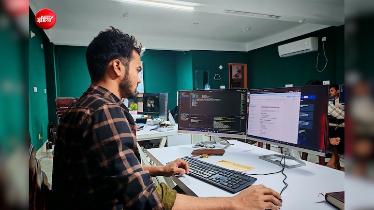 Web Developer और App Developer का करने जा रहे हैं कोर्स? पहले जान लीजिए दोनों में अंतर