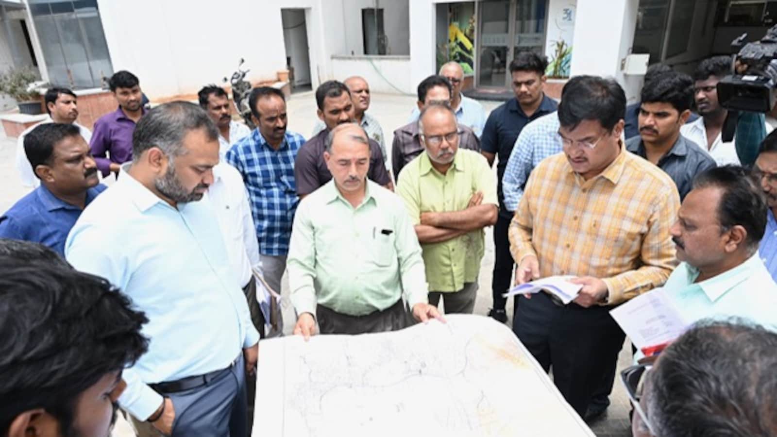 HYDRAA Faces Allegations of Selective Enforcement Over Hyderabad Lake Project