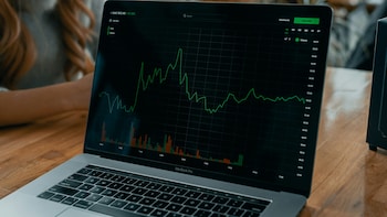 Let's Keep One-Handed Economists Away | The Reason Why