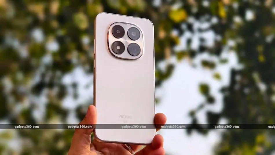 യൂട്യൂബർമാർക്കും ഇൻഫ്ലുവൻസർമാർക്കും ഇനി സന്തോഷിക്കാം; ഇതാ ബജറ്റ് വിലയിൽ അത്യുഗ്രൻ ഫോണുകൾ!