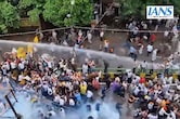 रायपुर में बीजेपी-कांग्रेस में तीखा टकराव: पुलिस एक्शन पर भड़की कांग्रेस