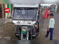 चलती ई-रिक्शा में 5वीं की छात्रा से छेड़छाड़, बचने के लिए कूदी मासूम, हाथ-पैर में आई चोट