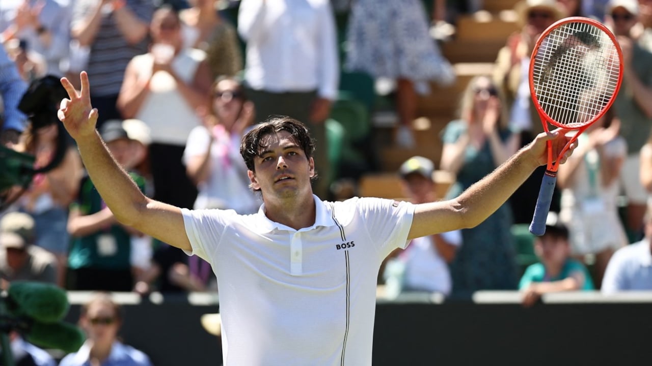 Taylor Fritz Wins Match And Style Points At Wimbledon; Alex De Minaur Also Advances