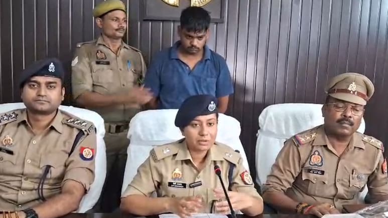 UP पुल&zwj;िस के ऑपरेशन चक्रव्यूह में फंसा फर्जी दरोगा, वाराणसी में नौकरी दिलाने के नाम पर की ठगी