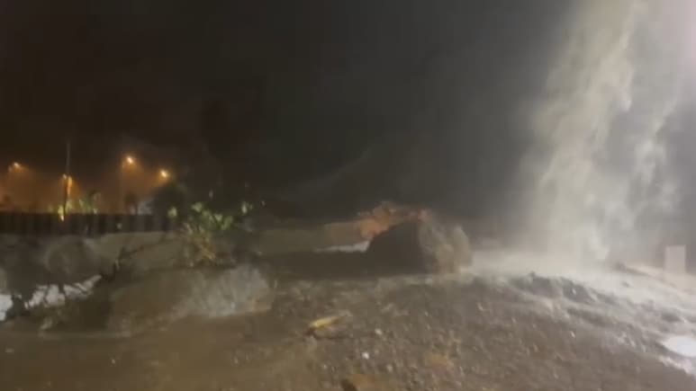 Mumbai-Pune Expressway Traffic Affected After Landslide, MSRDC Appeals Travellers To Postpone Journeys