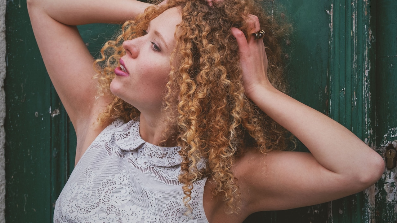 Best Hair Care Products For Soft, Defined And Frizz-Free Curls Best Hair Care Products For Soft, Defined And Frizz-Free Curls