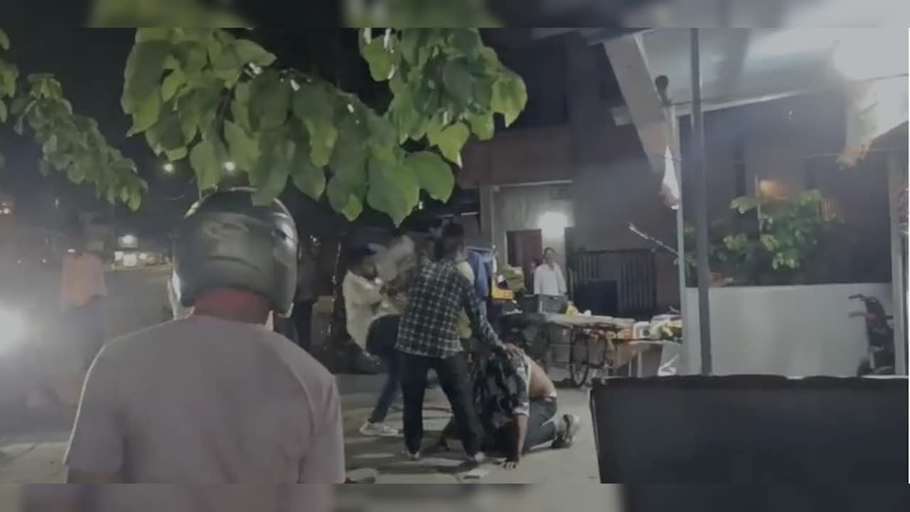 Nagpur Police Officer Assaulted During Road Rage Incident; Video Emerges