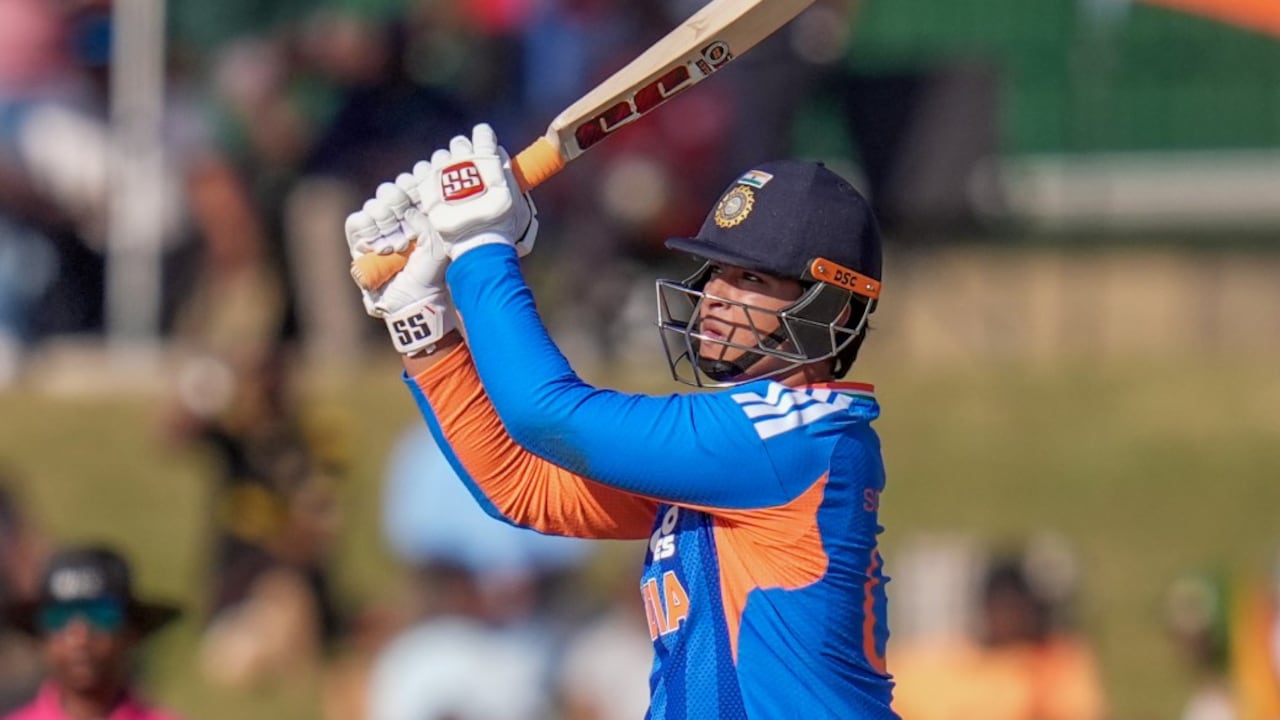 వైభవ్ సూర్యవంశీకి మొదటి T20I శతకాన్ని నిరాకరించడానికి జింబాబ్వే స్టార్ 'అదనపు ప్రయత్నం' చేశారు