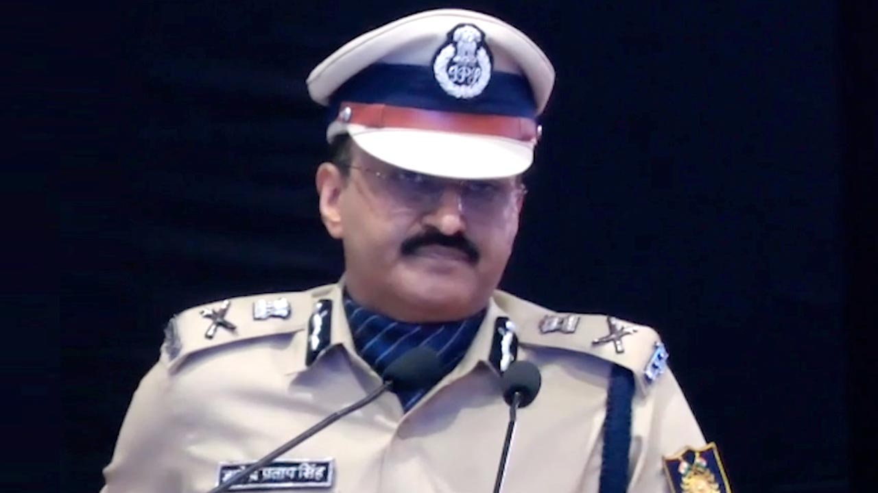 'Work Fearlessly, I'll Take Responsibility': CRPF Chief Amid Pellet Row