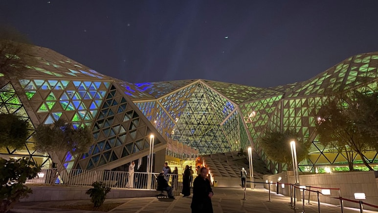 Saudi Arabia Launches All-In-One Package Visa. Is It Better For Indian Travellers?
