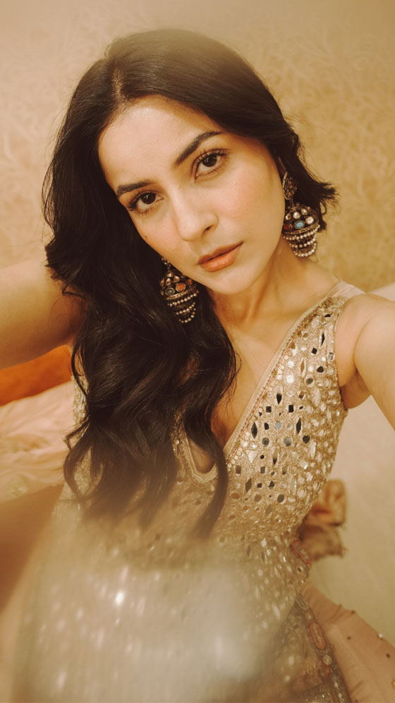 Shehnaaz Gill Dazzles In Champagne-Toned Glam