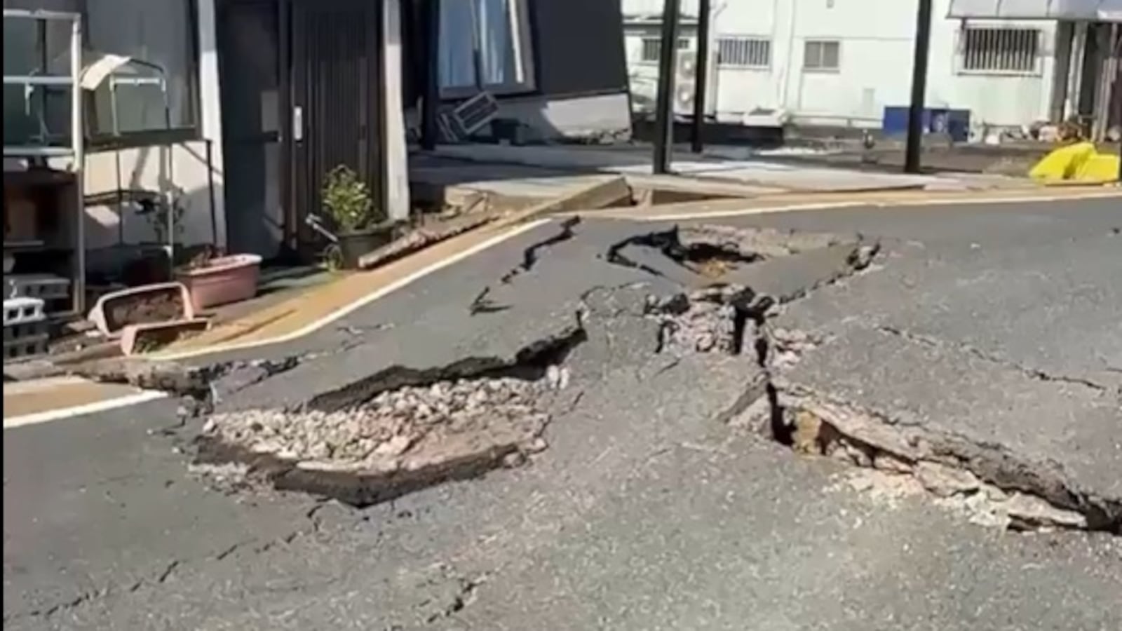 13 Dead After 7.1-Magnitude Earthquake Hits Japan