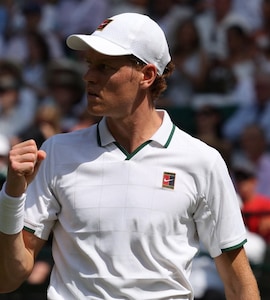 Ruthless Jannik Sinner Powers Into Wimbledon Last 16