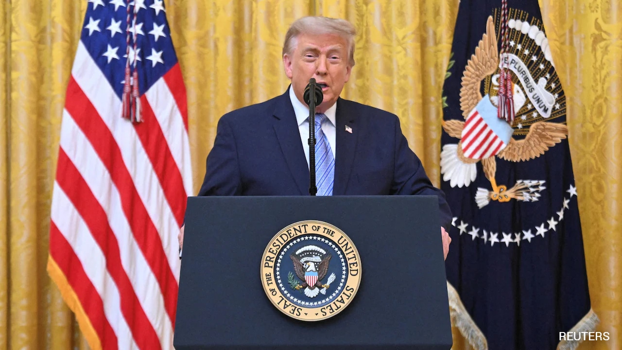 Trump Discusses Trade, Military Alliance, Hormuz With New UK PM