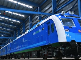 Hydrogen Train Photos: पहली हाइड्रोजन ट्रेन के अंदर की तस्&zwj;वीरें देखिए, जिसका कल PM मोदी करेंगे उद्घाटन